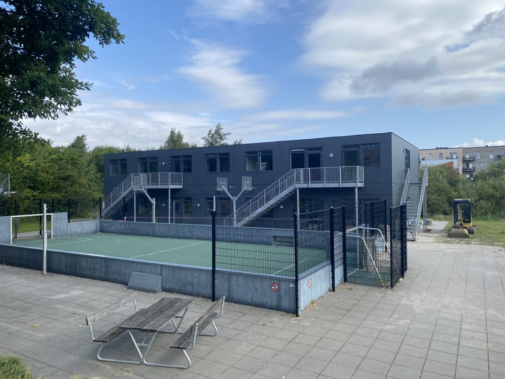 Aarhus Business Colleges midlertidig bygning, opstillet og udvidet af ABC Pavilloner.