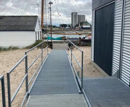 Kontor pavillon med 8 separate kontorer og niveaufri adgang